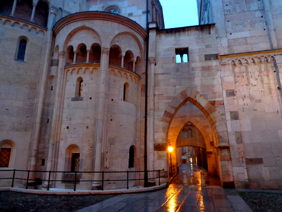 Duomo di Modena archi